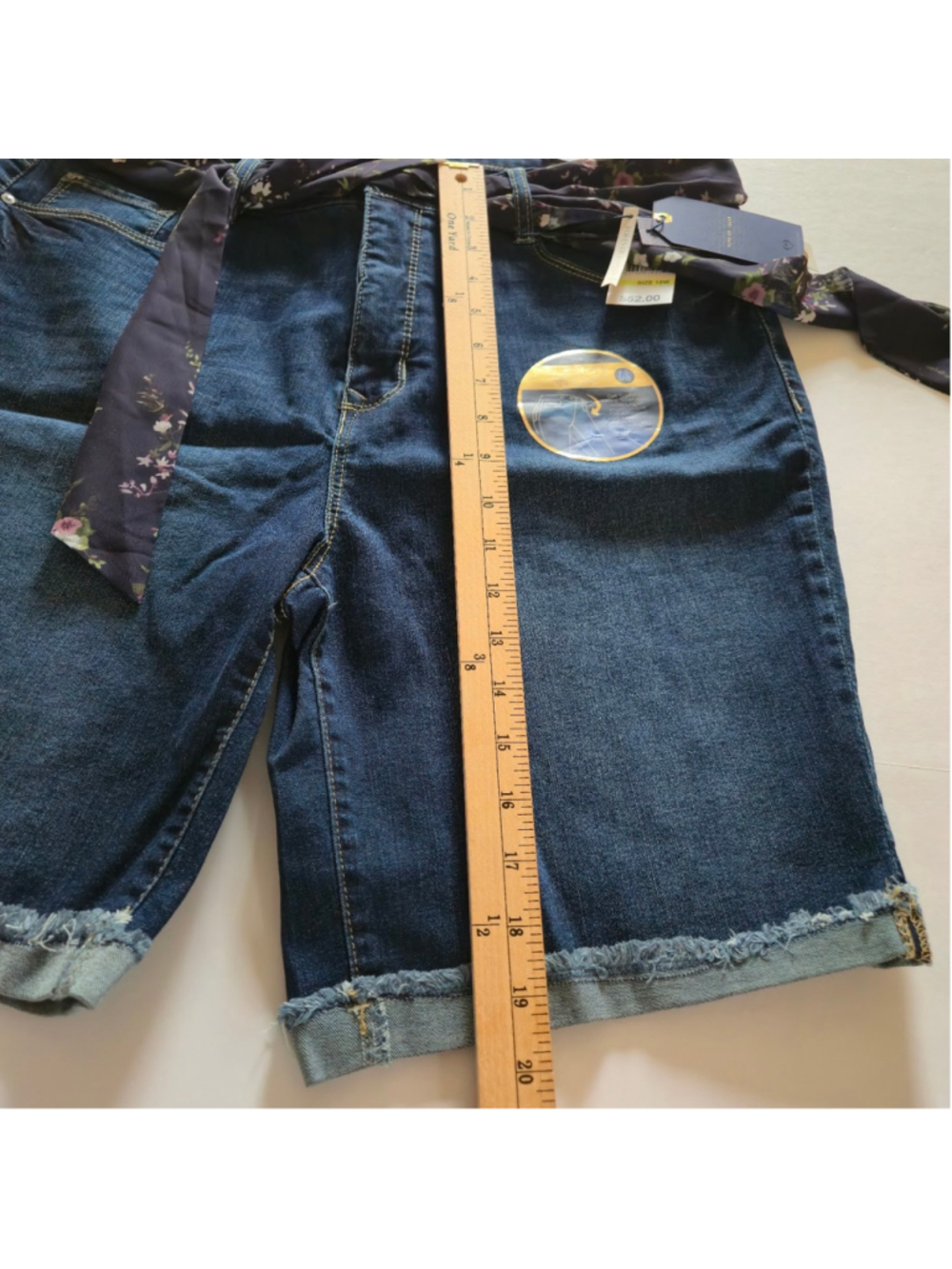 Angels Forever Young Blue Denim Jeans Bermuda Shorts Floral Belt Tummy Tech 18W - Picture 5 of 8